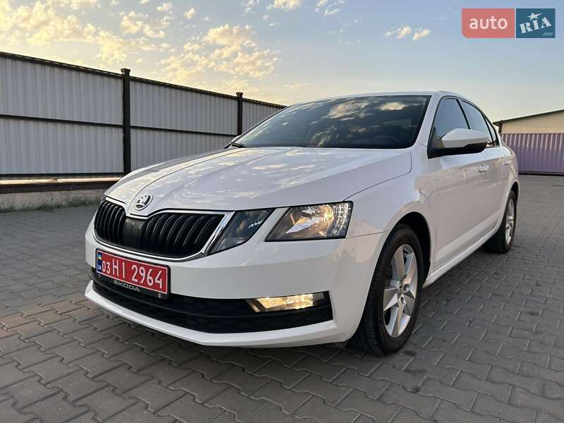 Лифтбек Skoda Octavia 2019 в Луцке