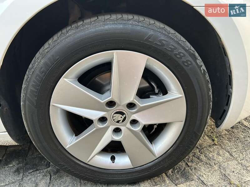 Лифтбек Skoda Octavia 2019 в Луцке