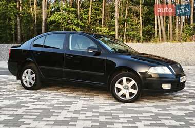 Ліфтбек Skoda Octavia 2005 в Львові