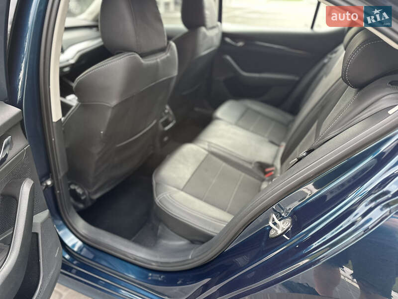 Лифтбек Skoda Octavia 2023 в Днепре