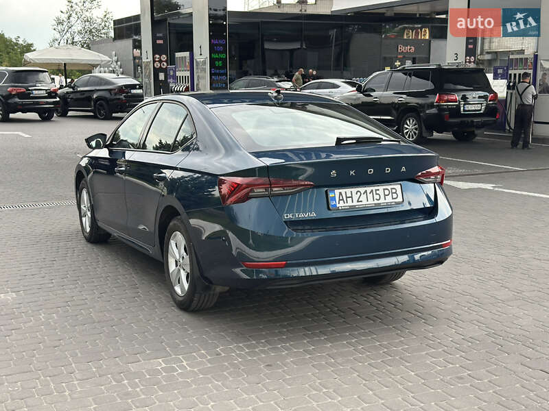 Лифтбек Skoda Octavia 2023 в Днепре