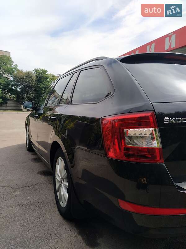 Універсал Skoda Octavia 2015 в Шептицькому