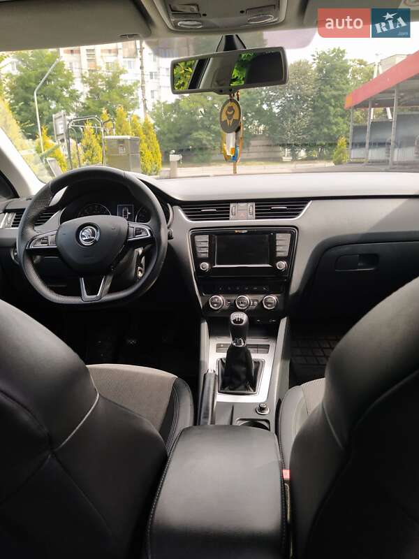 Універсал Skoda Octavia 2015 в Шептицькому