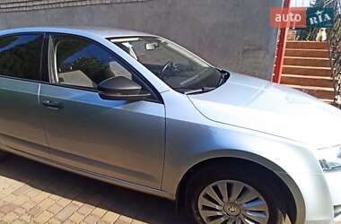 Лифтбек Skoda Octavia 2015 в 