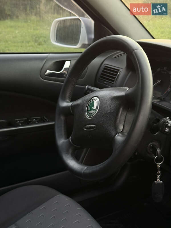 Лифтбек Skoda Octavia 2007 в Львове
