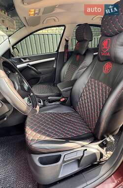 Лифтбек Skoda Octavia 2009 в 