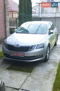 Лифтбек Skoda Octavia 2017 в Виноградове