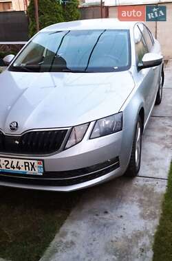 Лифтбек Skoda Octavia 2017 в 