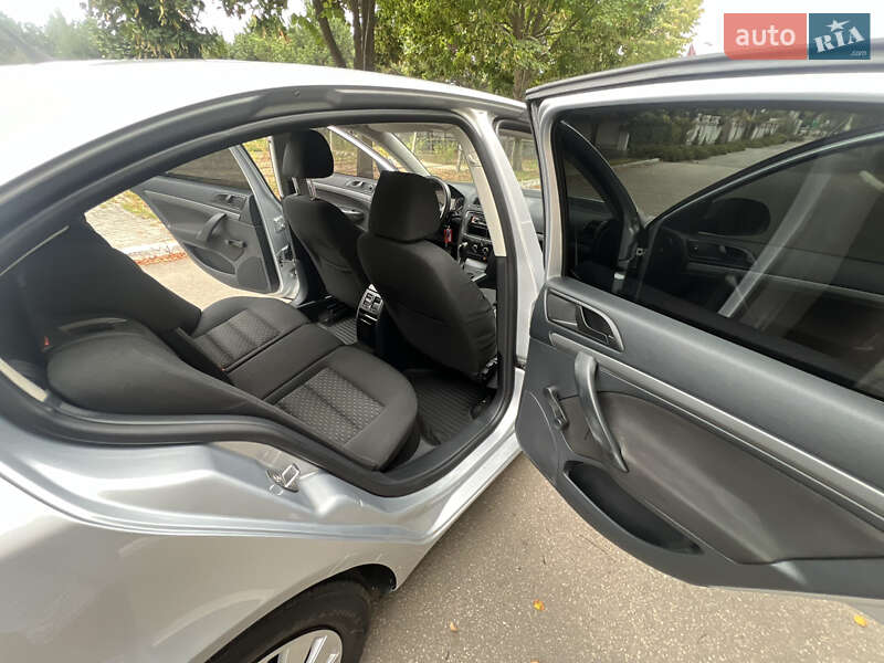 Лифтбек Skoda Octavia 2011 в Днепре