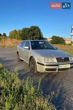 Лифтбек Skoda Octavia 2001 в Кропивницком
