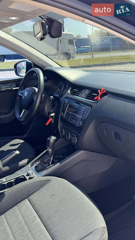 Универсал Skoda Octavia 2014 в Львове