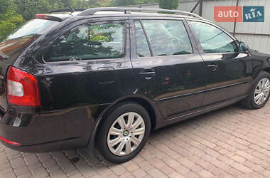 Универсал Skoda Octavia 2010 в 