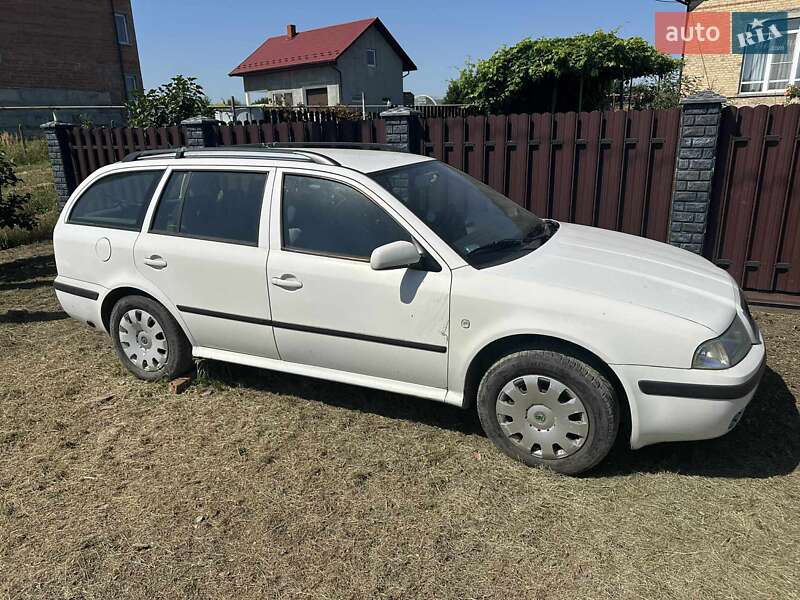 Универсал Skoda Octavia 2006 в Львове
