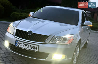 Лифтбек Skoda Octavia 2009 в 