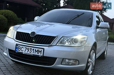 Лифтбек Skoda Octavia 2009 в 