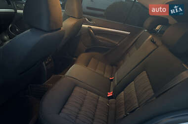 Лифтбек Skoda Octavia 2009 в 