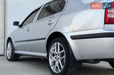 Лифтбек Skoda Octavia 2008 в 