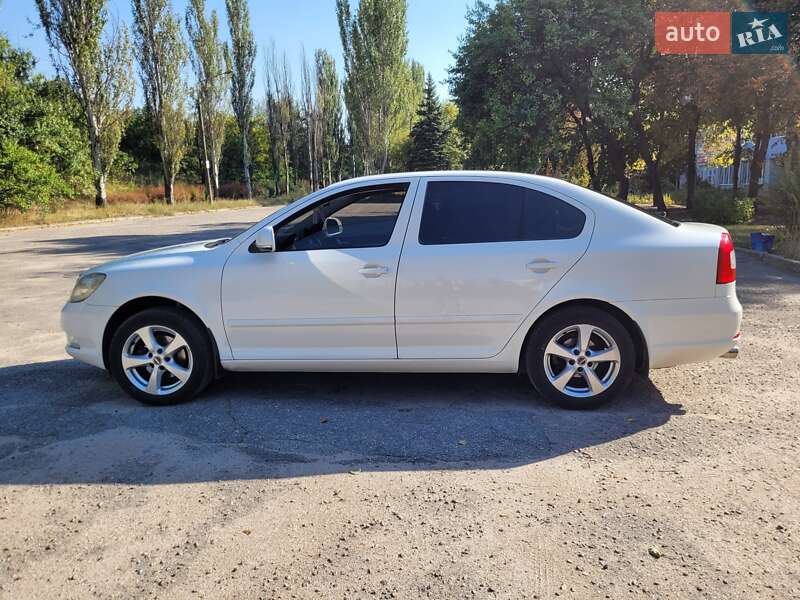 Ліфтбек Skoda Octavia 2011 в Запоріжжі