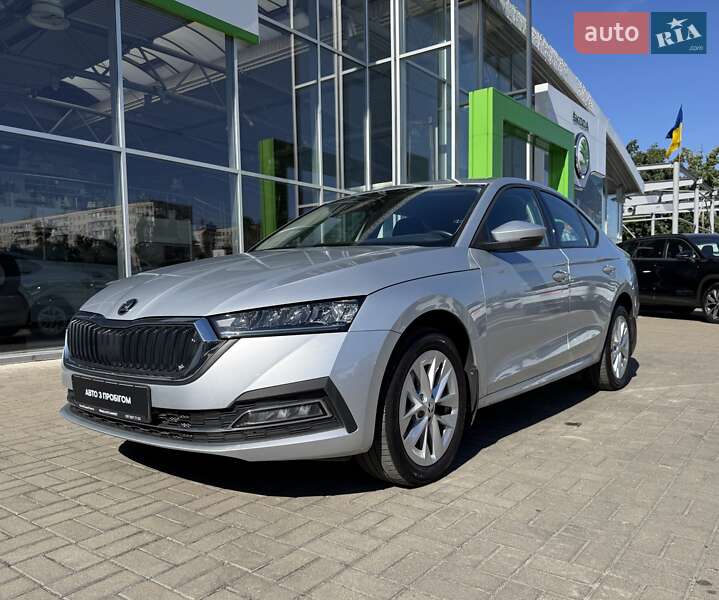 Лифтбек Skoda Octavia 2023 в Киеве фото 4 Лифтбек Skoda Octavia 2023 в Киеве