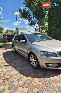 Універсал Skoda Octavia 2016 в Миргороді