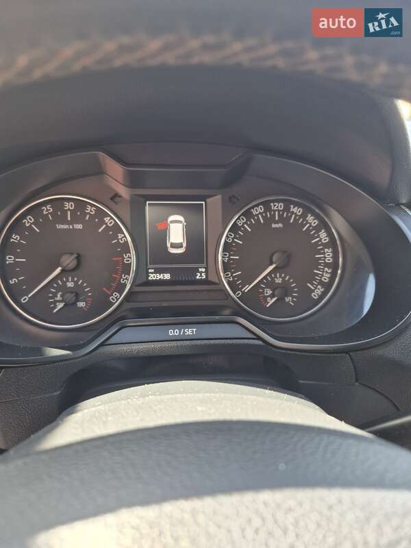 Универсал Skoda Octavia 2016 в Миргороде