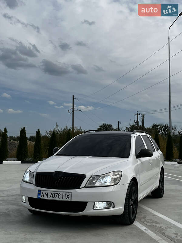 Универсал Skoda Octavia 2010 в Звягеле