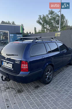 Универсал Skoda Octavia 2002 в 