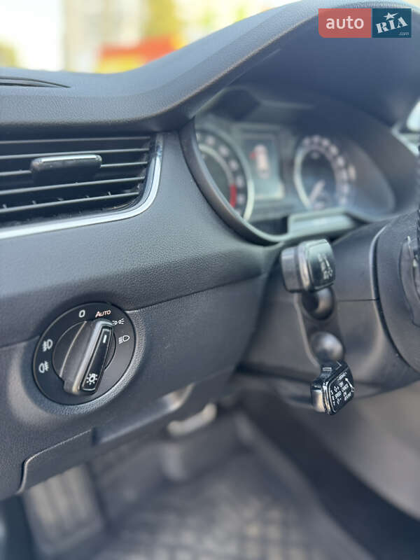 Универсал Skoda Octavia 2015 в Луцке