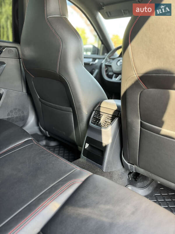 Универсал Skoda Octavia 2015 в Луцке