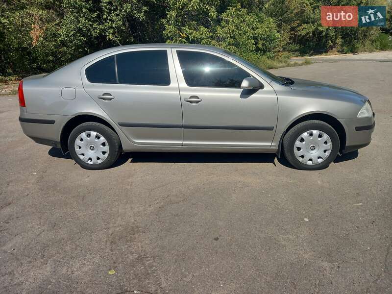 Лифтбек Skoda Octavia 2008 в Кривом Роге