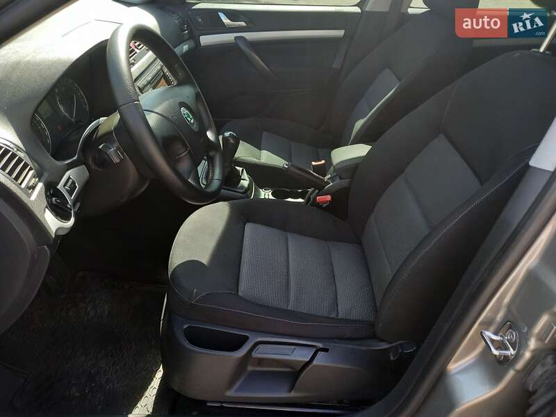 Лифтбек Skoda Octavia 2008 в Кривом Роге