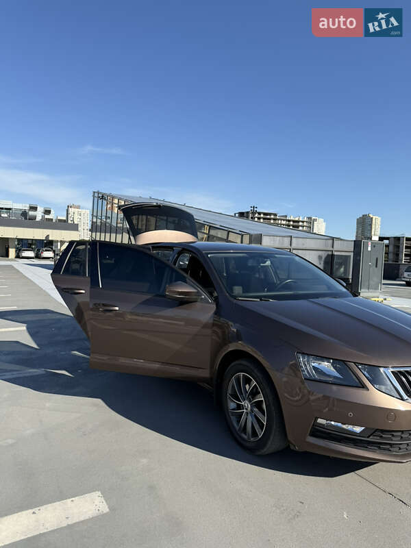 Універсал Skoda Octavia 2019 в Києві