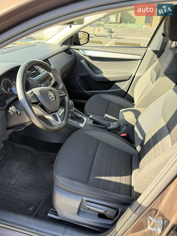 Універсал Skoda Octavia 2019 в Києві