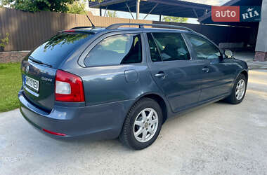 Универсал Skoda Octavia 2010 в 