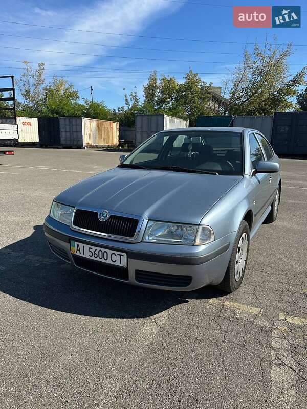 Лифтбек Skoda Octavia 2004 в Киеве