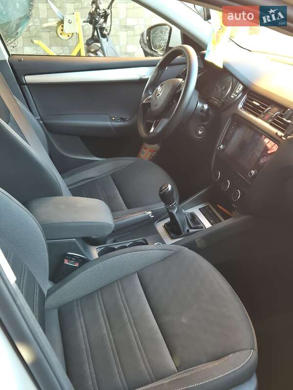 Ліфтбек Skoda Octavia 2017 в Луцьку фото 19 Ліфтбек Skoda Octavia 2017 в Луцьку