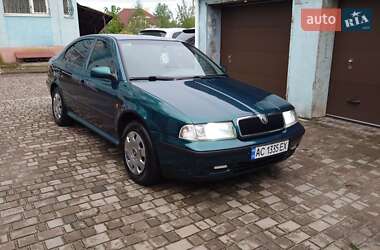 Лифтбек Skoda Octavia 1998 в Луцке