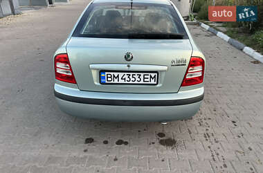 Лифтбек Skoda Octavia 2009 в 