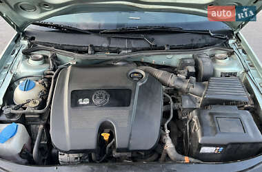 Лифтбек Skoda Octavia 2009 в 