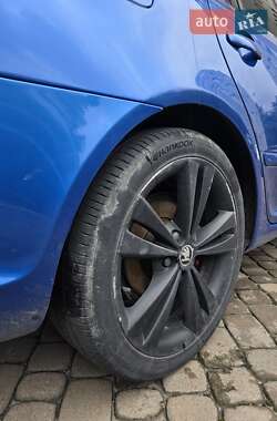 Универсал Skoda Octavia 2010 в 