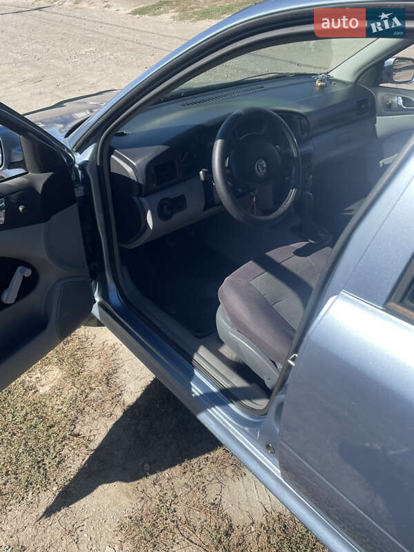 Лифтбек Skoda Octavia 2004 в Днепре