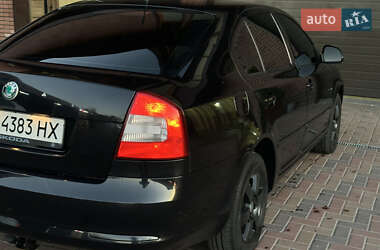 Лифтбек Skoda Octavia 2011 в 