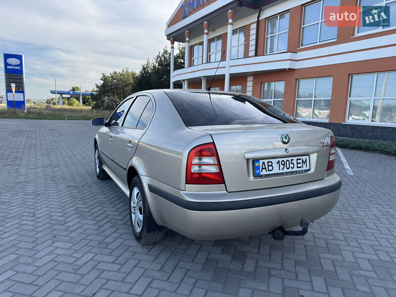 Лифтбек Skoda Octavia 2005 в Каменском