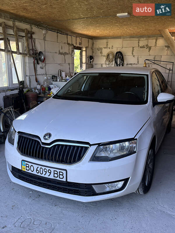 Лифтбек Skoda Octavia 2013 в Чорткове