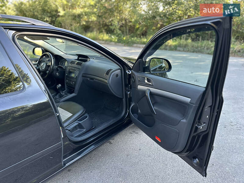 Универсал Skoda Octavia 2010 в Тернополе