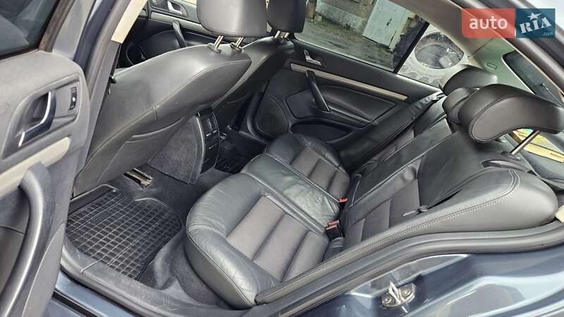 Лифтбек Skoda Octavia 2004 в Рожище