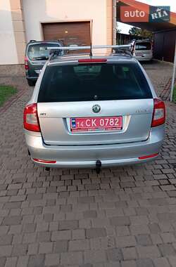 Универсал Skoda Octavia 2010 в 