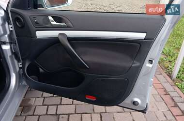 Универсал Skoda Octavia 2010 в 