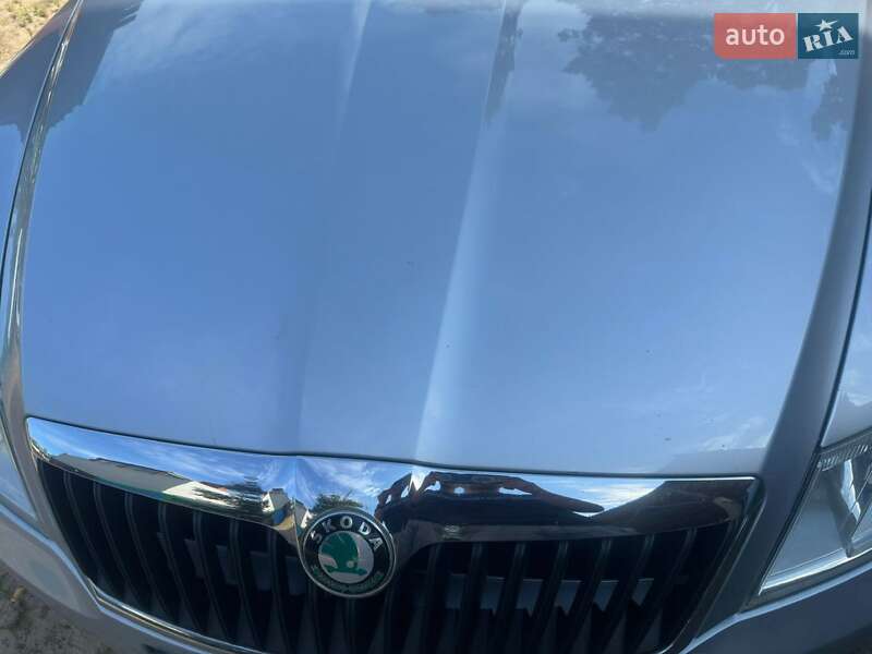 Универсал Skoda Octavia 2011 в Ирпене