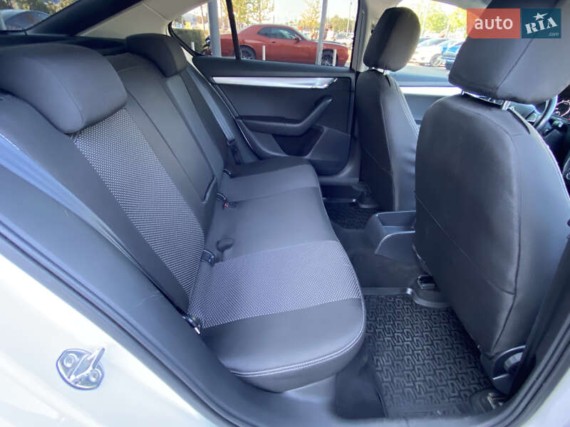 Лифтбек Skoda Octavia 2019 в Киеве